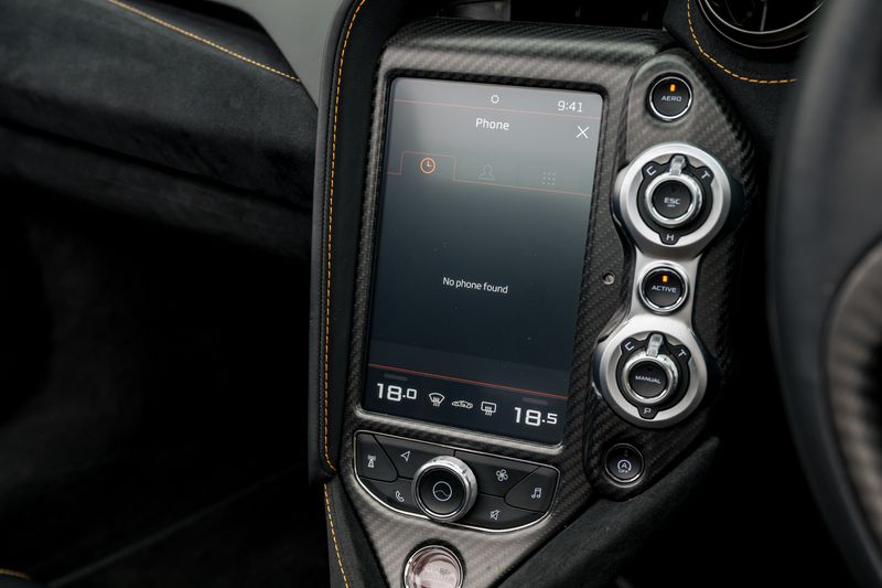 McLaren 720S Spider Performance Plus