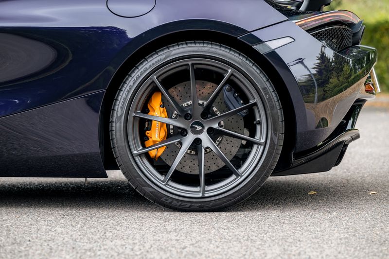 McLaren 720S Spider Performance Plus