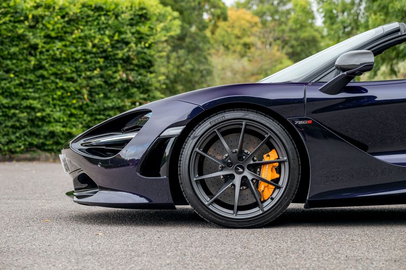 McLaren 720S Spider Performance Plus