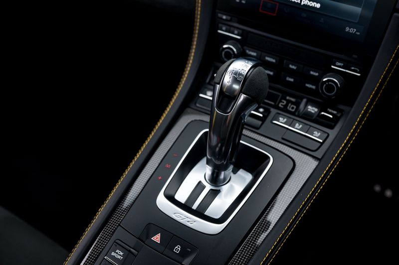 Porsche 718 Cayman 4.0 GT4 Coupe PDK