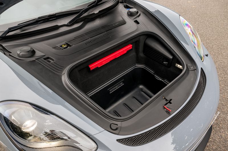 Porsche 718 Cayman 4.0 GT4 Coupe PDK