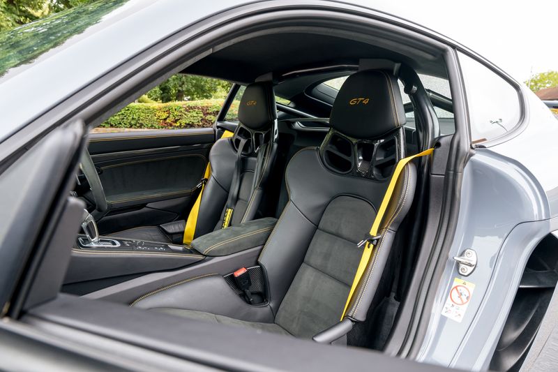 Porsche 718 Cayman 4.0 GT4 Coupe PDK