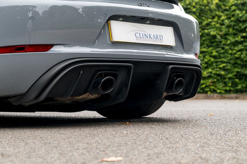 Porsche 718 Cayman 4.0 GT4 Coupe PDK