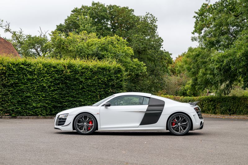 Audi R8 5.2 FSI V10 GT Coupe R Tronic Quattro