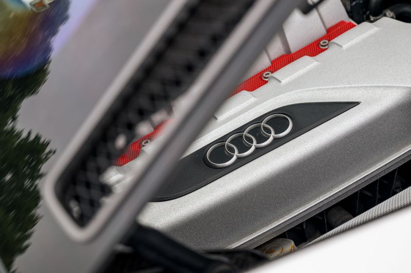 Audi R8 5.2 FSI V10 GT Coupe R Tronic Quattro