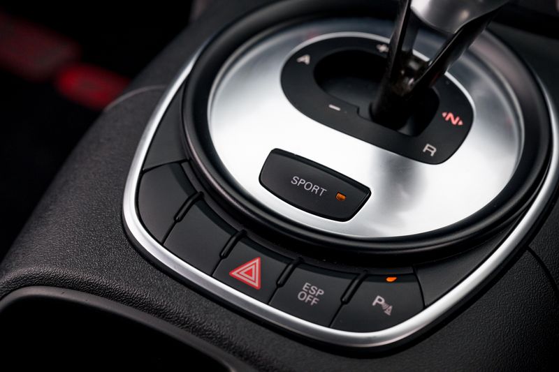 Audi R8 5.2 FSI V10 GT Coupe R Tronic Quattro