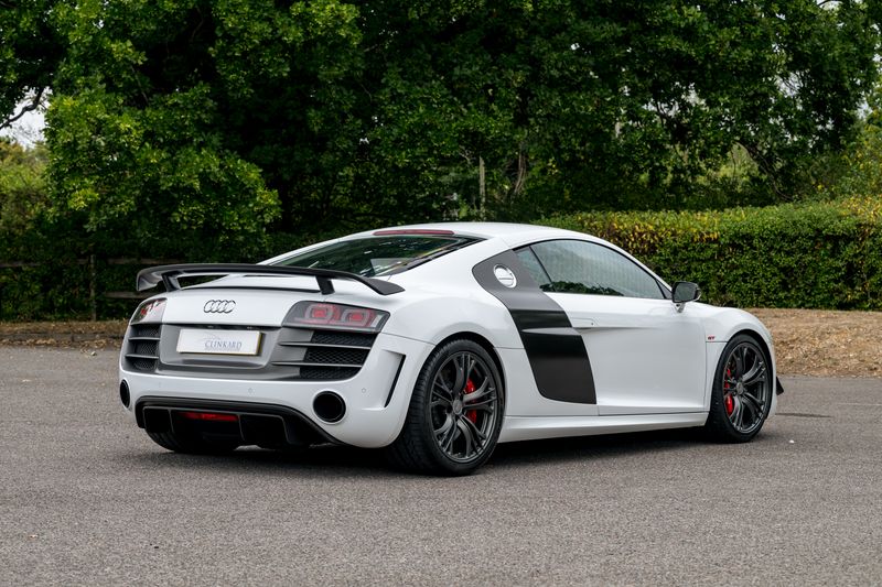 Audi R8 5.2 FSI V10 GT Coupe R Tronic Quattro