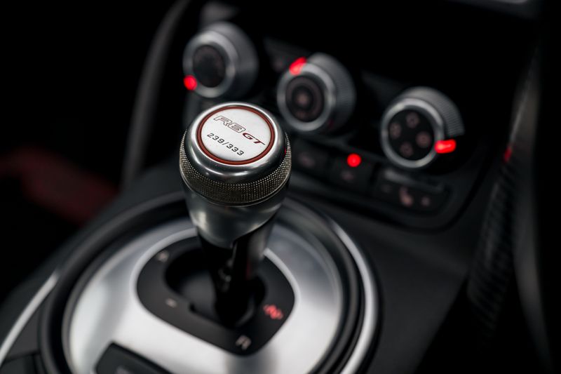 Audi R8 5.2 FSI V10 GT Coupe R Tronic Quattro