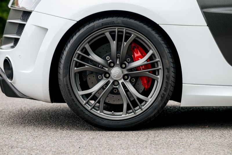 Audi R8 5.2 FSI V10 GT Coupe R Tronic Quattro