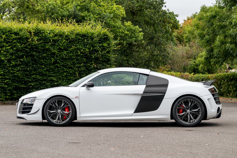 Audi R8 5.2 FSI V10 GT Coupe R Tronic Quattro