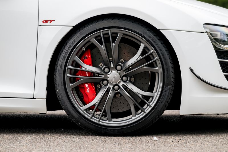 Audi R8 5.2 FSI V10 GT Coupe R Tronic Quattro