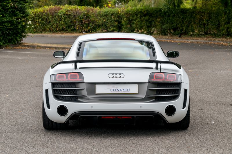 Audi R8 5.2 FSI V10 GT Coupe R Tronic Quattro