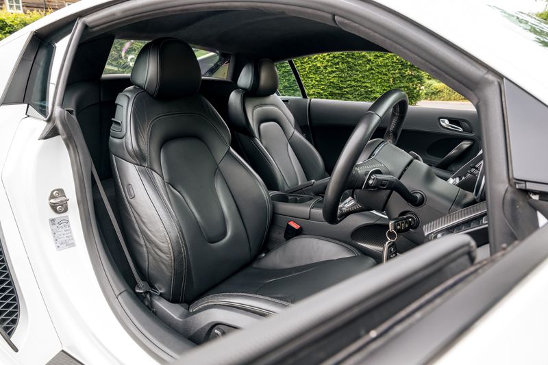 Audi R8 5.2 FSI V10 GT Coupe R Tronic Quattro