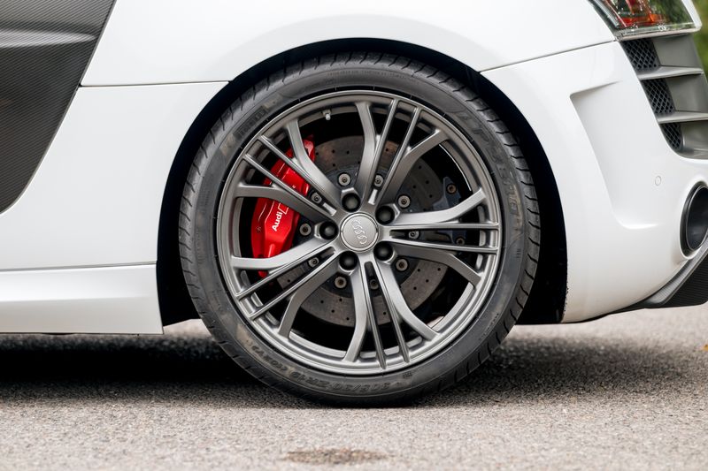 Audi R8 5.2 FSI V10 GT Coupe R Tronic Quattro