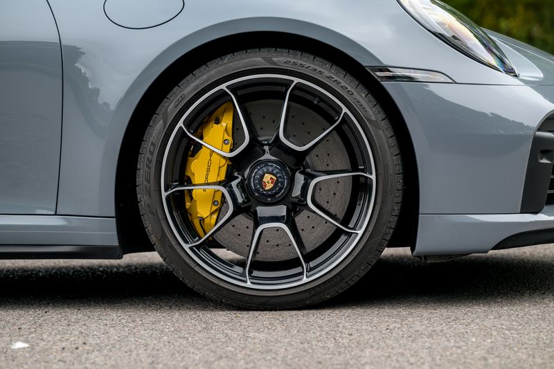 Porsche 911 (992) Turbo S Cabriolet