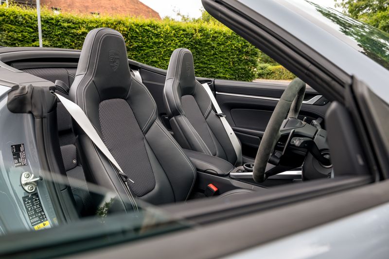 Porsche 911 (992) Turbo S Cabriolet