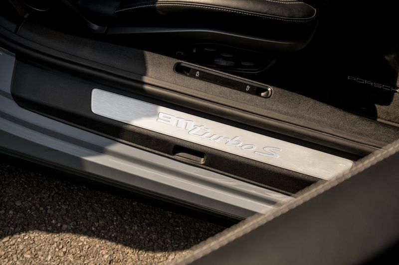 Porsche 911 (992) Turbo S Cabriolet