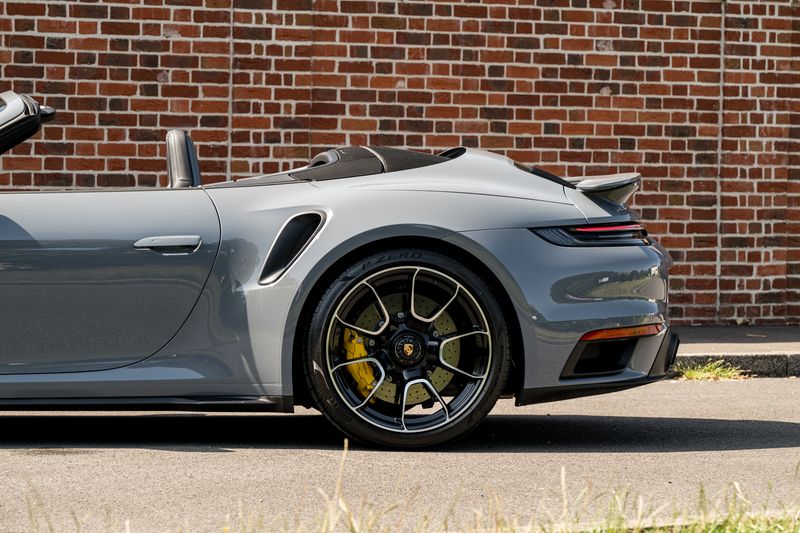 Porsche 911 (992) Turbo S Cabriolet