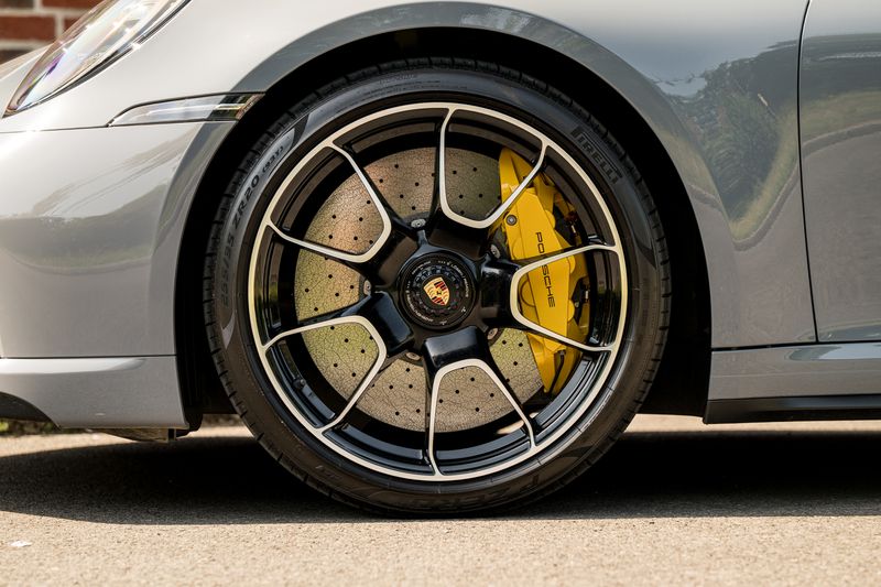 Porsche 911 (992) Turbo S Cabriolet