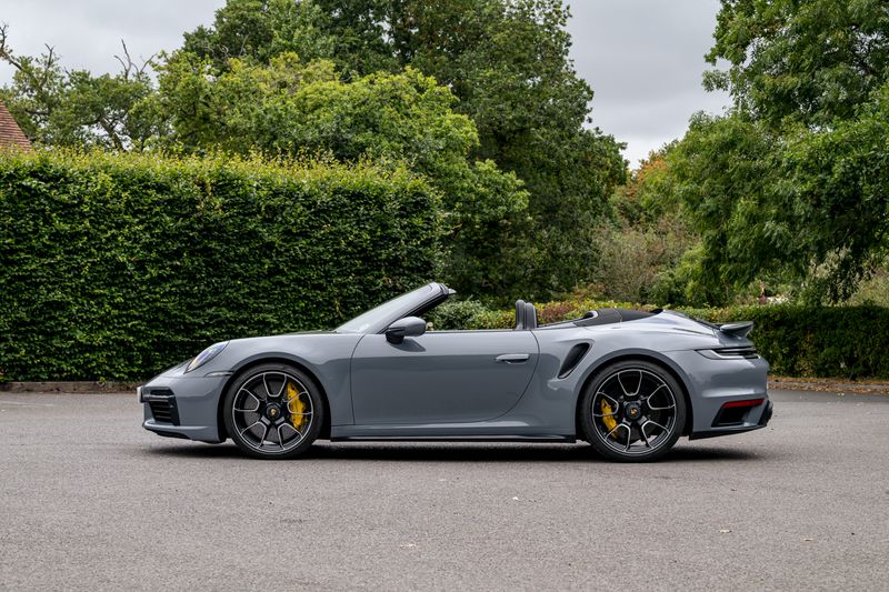 Porsche 911 (992) Turbo S Cabriolet