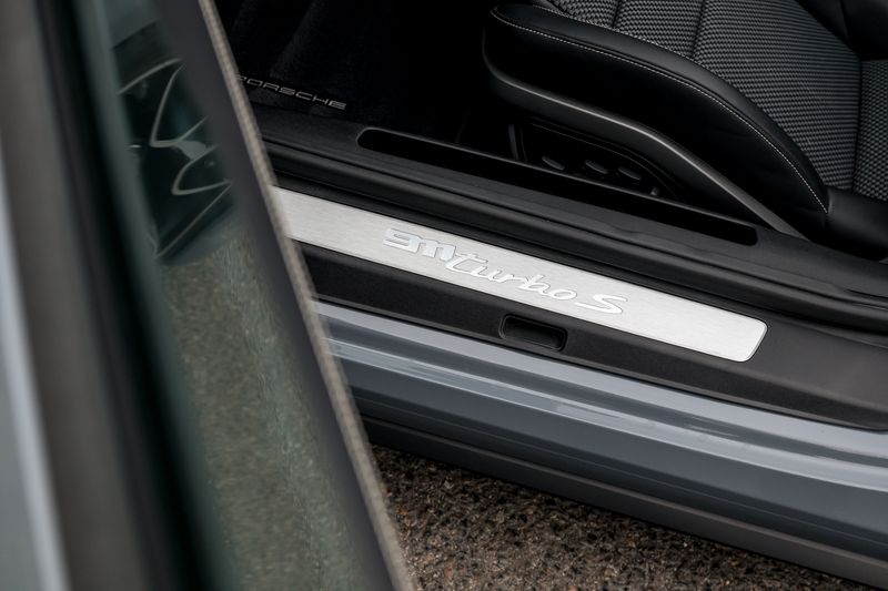 Porsche 911 (992) Turbo S Cabriolet