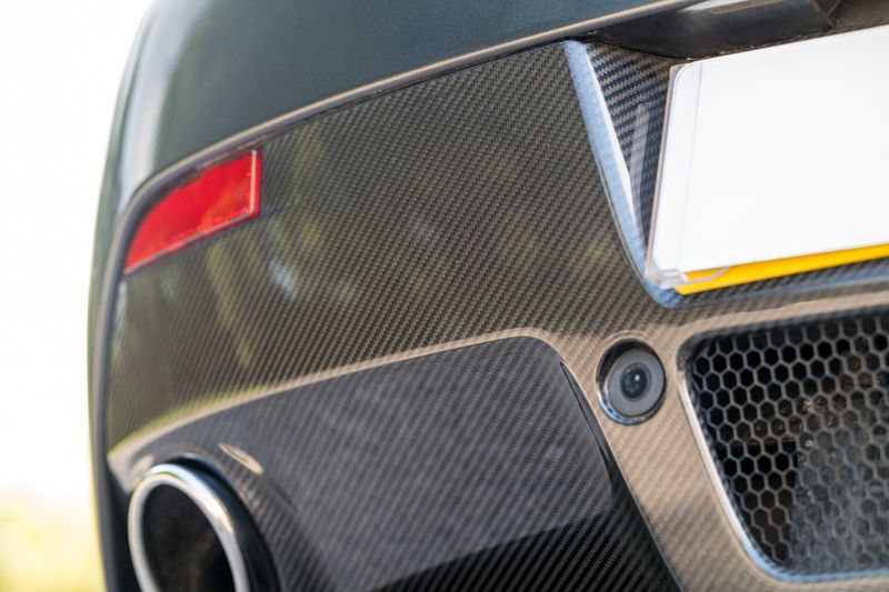 Aston Martin V12 Vantage (Manual)