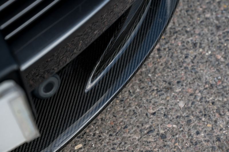 Aston Martin V12 Vantage (Manual)