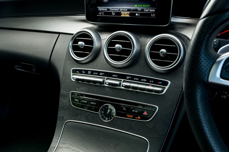 Mercedes-Benz C Class C300 AMG Line Coupe (Night Pack & Premium)