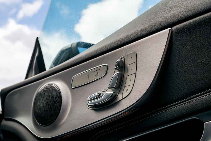 Mercedes-Benz C Class C300 AMG Line Coupe (Night Pack & Premium)