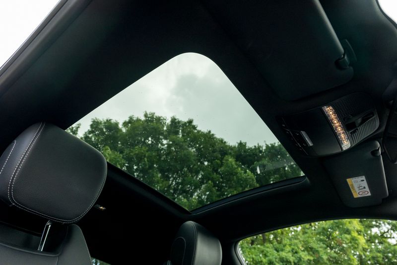 Mercedes-Benz C Class C300 AMG Line Coupe (Night Pack & Premium)