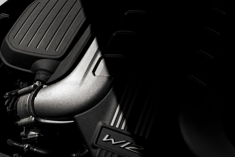 Bentley Flying Spur 6.0 W12 Speed