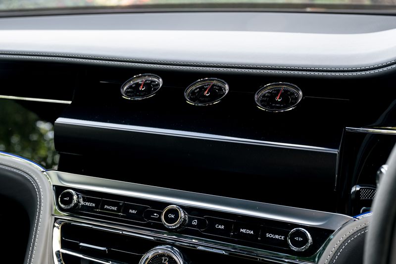 Bentley Flying Spur 6.0 W12 Speed