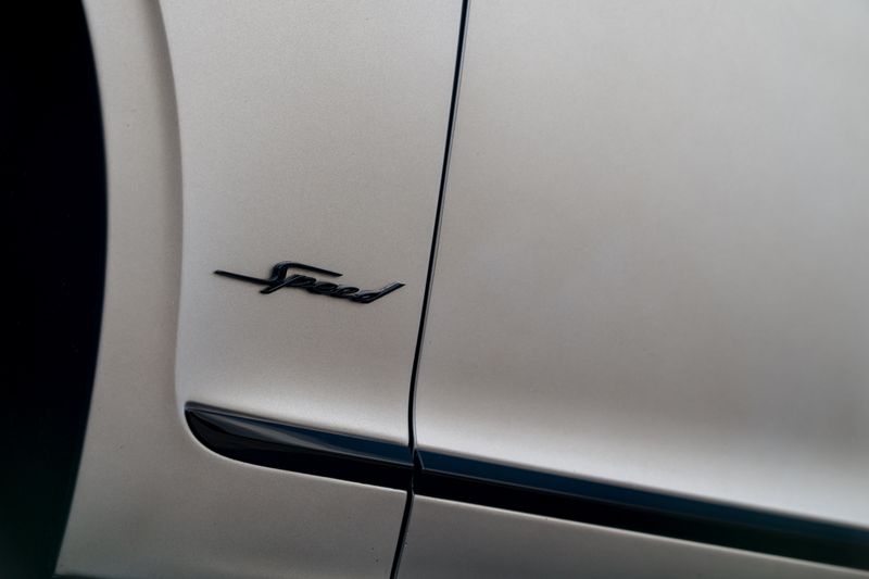 Bentley Flying Spur 6.0 W12 Speed