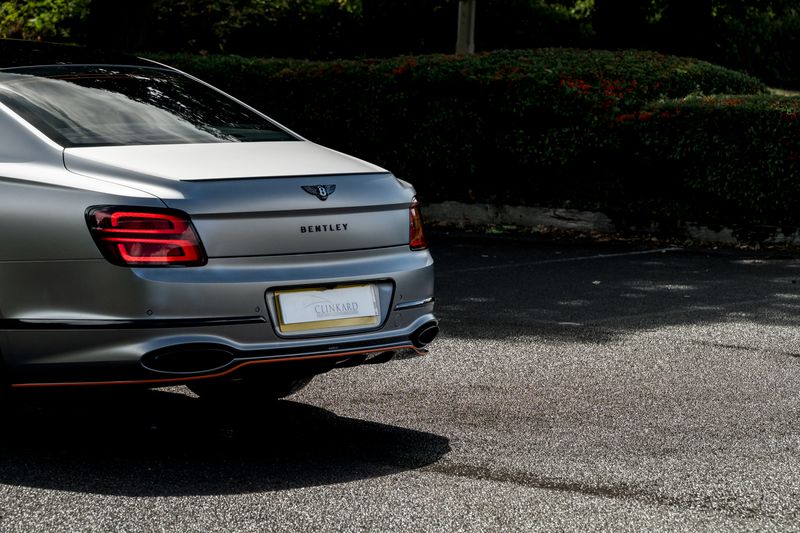 Bentley Flying Spur 6.0 W12 Speed