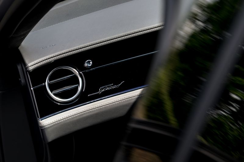 Bentley Flying Spur 6.0 W12 Speed