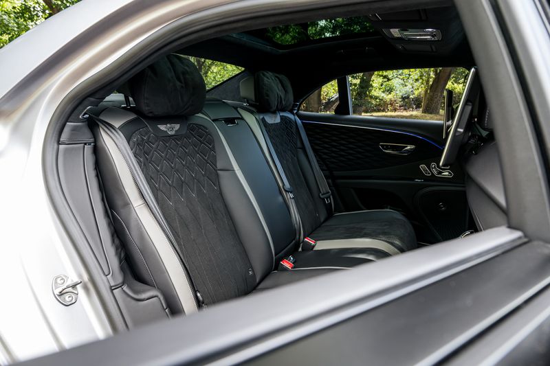 Bentley Flying Spur 6.0 W12 Speed