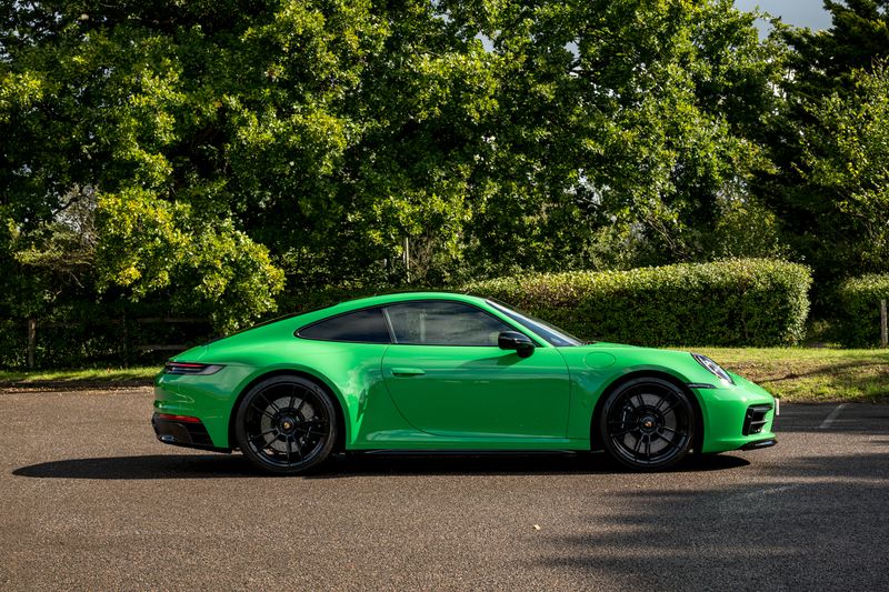 Porsche 911 (992) Carrera GTS Coupe PDK