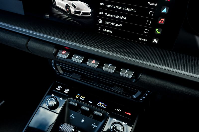 Porsche 911 (992) Carrera GTS Coupe PDK