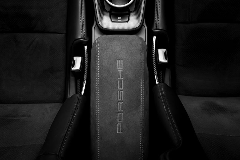 Porsche 911 (992) Carrera GTS Coupe PDK