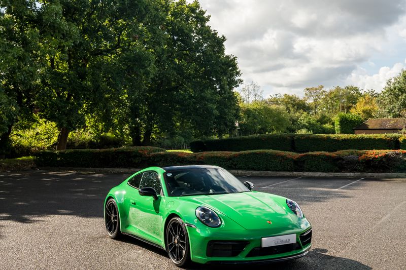 Porsche 911 (992) Carrera GTS Coupe PDK