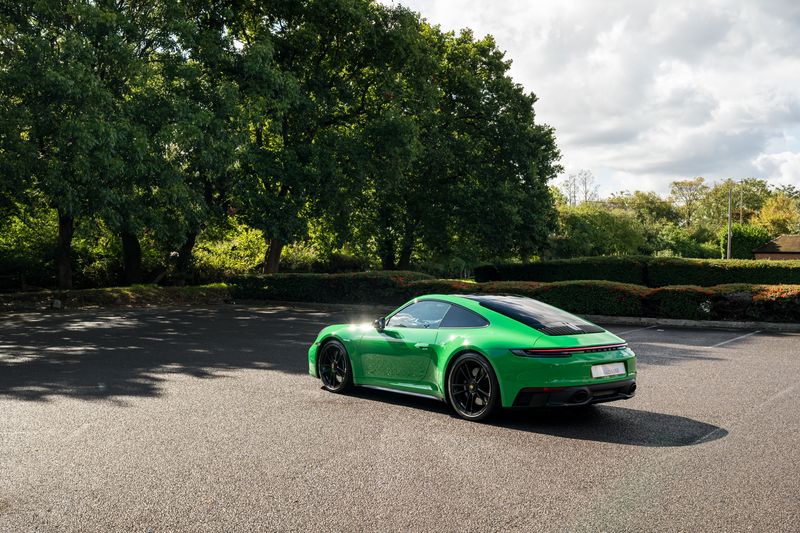 Porsche 911 (992) Carrera GTS Coupe PDK