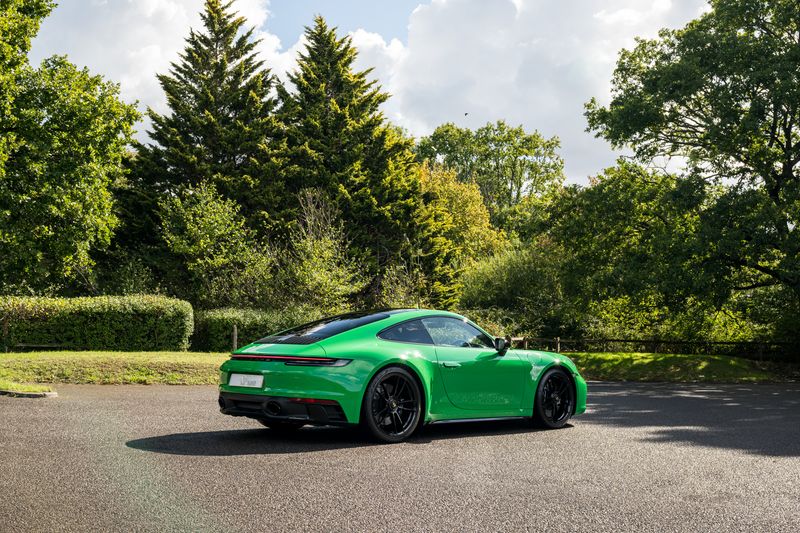 Porsche 911 (992) Carrera GTS Coupe PDK