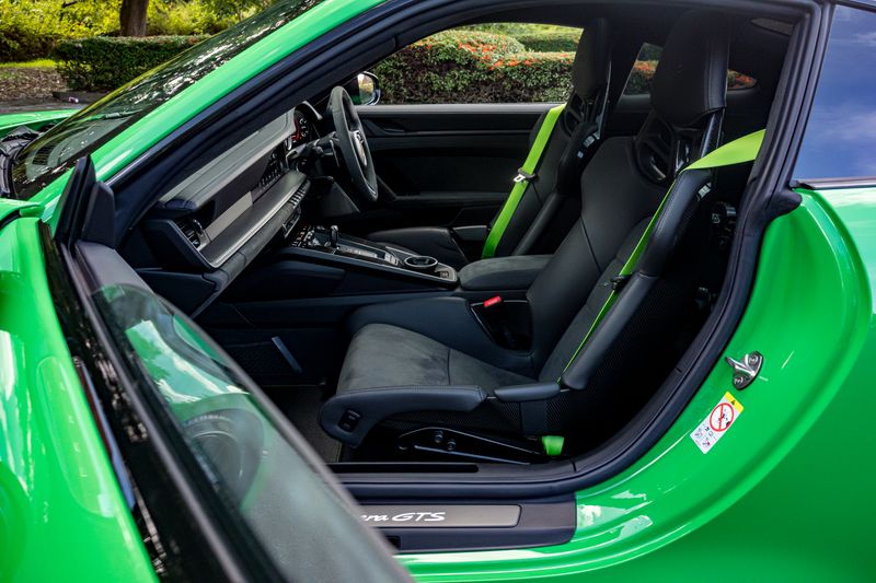 Porsche 911 (992) Carrera GTS Coupe PDK