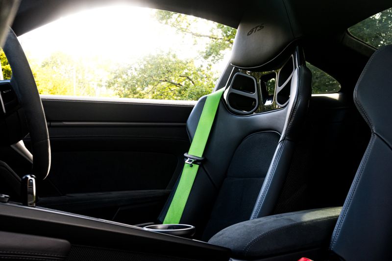 Porsche 911 (992) Carrera GTS Coupe PDK