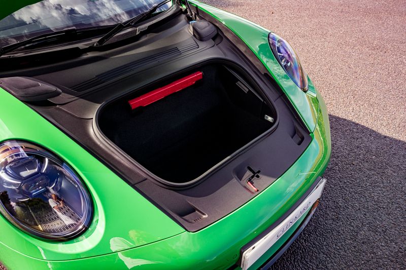 Porsche 911 (992) Carrera GTS Coupe PDK