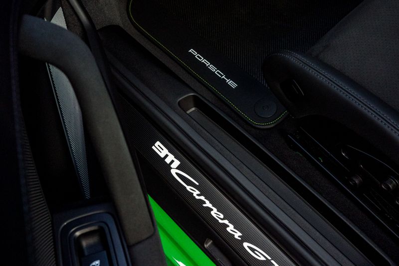 Porsche 911 (992) Carrera GTS Coupe PDK