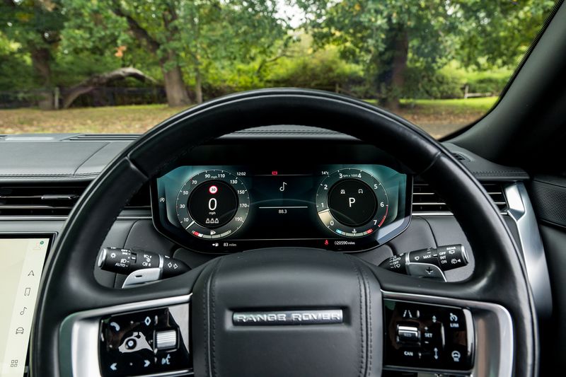 Range Rover P530 SV