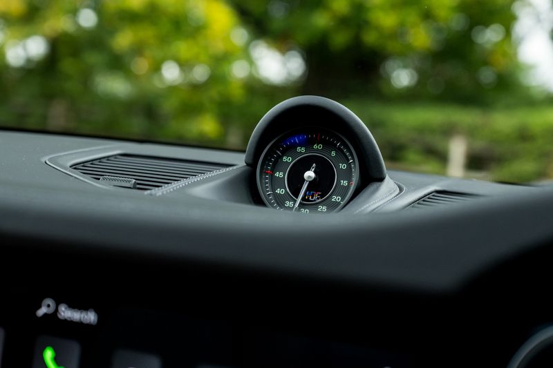 Porsche 911 (992) Sport Classic Coupe (Manual)