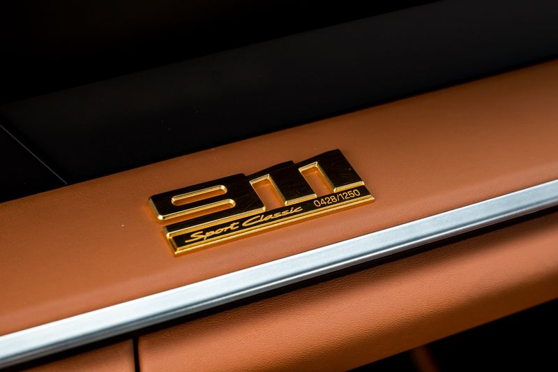 Porsche 911 (992) Sport Classic Coupe (Manual)