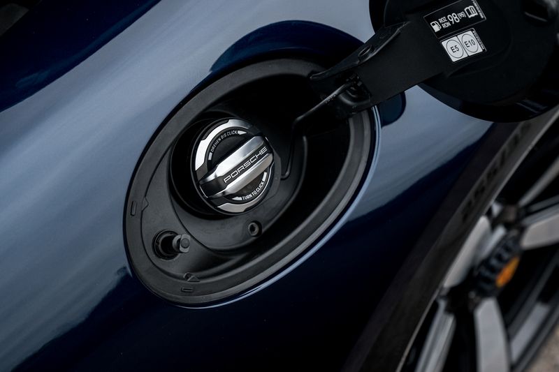 Porsche 911 (992) Sport Classic Coupe (Manual)